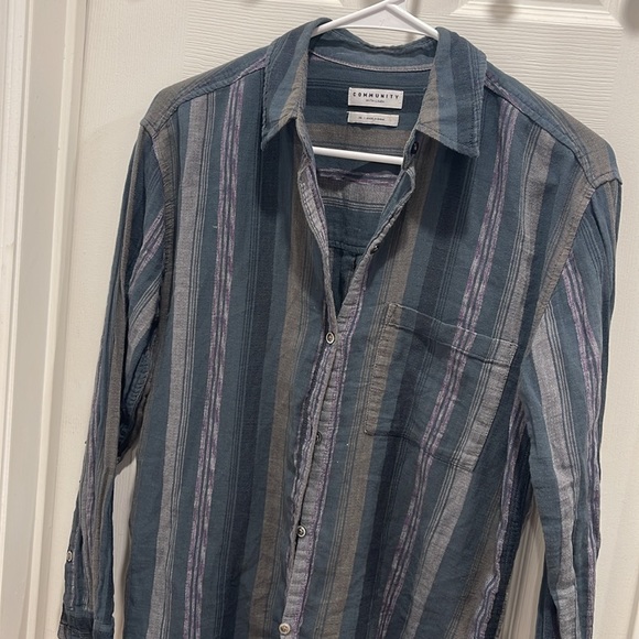 Community Linen shirt - Picture 3 of 3